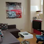 Appt * برلين